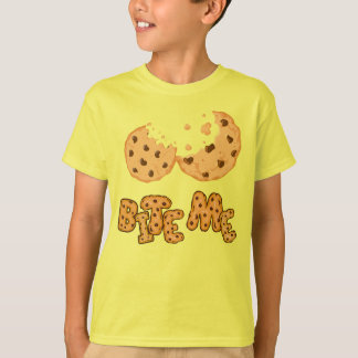 Bite Me Cookie Funny Chocolate Chip Design T-Shirt