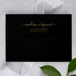 Black and gold elegant and modern Wedding 5x7 Envelope<br><div class="desc">A customisable handwriting solid black 5X7 envelope with a white lining inside. This personalised elegant solid black envelope is a classy way to send invitations. 
Personalise this design with your own handwritten return address on the back flap. Perfect for birthday,  wedding,  bachelorette party,  bridal shower or baby shower.</div>