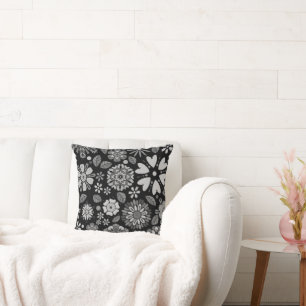 Black And Grey Retro Floral Art Seamless Pattern Cushion