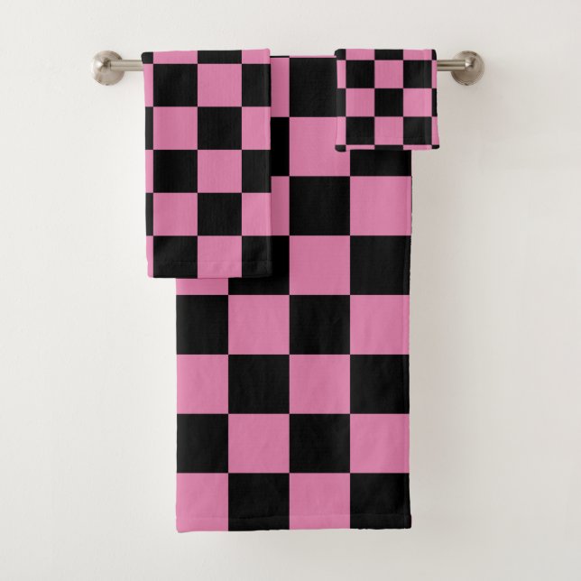 Black and Pink Chequered Print Bath Towel Set (Insitu)