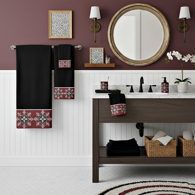 Black and red medallion bath towel set (Creator Uploaded)
