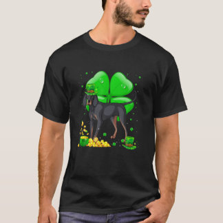 Black And Tan Coonhound Dog Lucky Charm St. Patric T-Shirt
