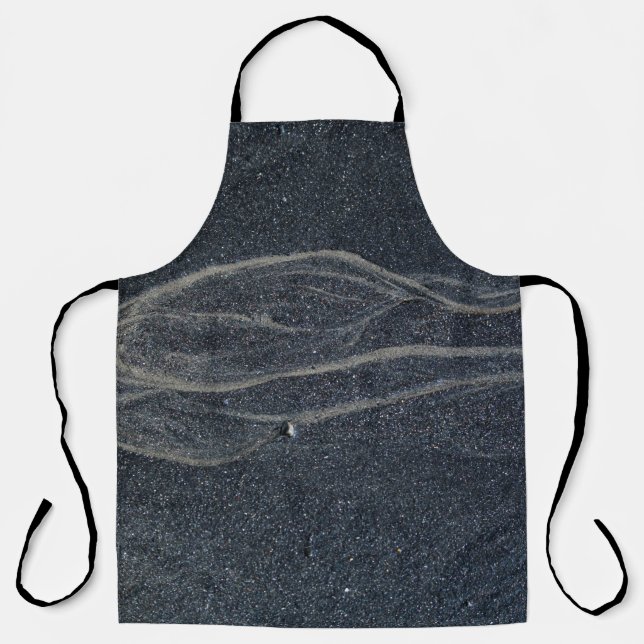 Black and white area rug apron (Front)