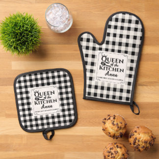 Black and White Buffalo Plaid Custom Text Kitchen Oven Mitt & Pot Holder Set