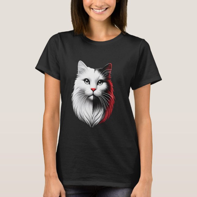 Black and white cat face T-Shirt (Front)