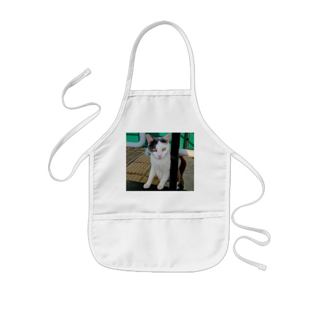 Black and white cat kids apron (Front)