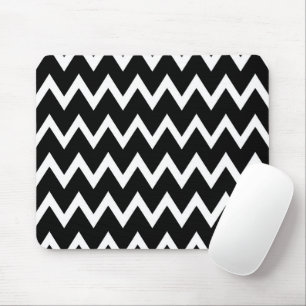 Black And White Chevron Pattern  Mouse Pad