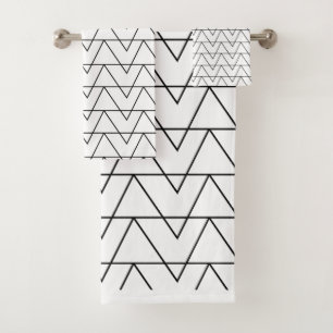Black and White Chevron Stripe Pattern Bath Towel Set