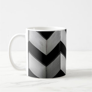BLACK AND WHITE CHEVRON WALLPAPER COFFEE MUG