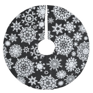 Black and White Christmas Snowflake Pattern Brushed Polyester Tree Skirt