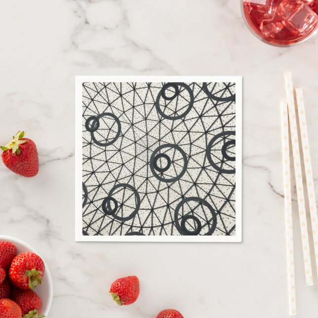 Black and White Circles Napkin (Insitu)