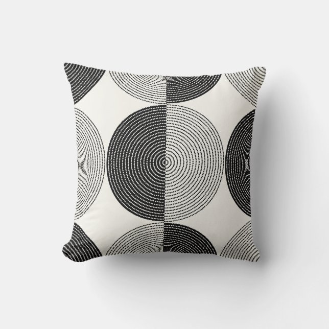 Black and white circles seamless pattern cushion (Front)