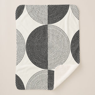 Black and white circles seamless pattern sherpa blanket