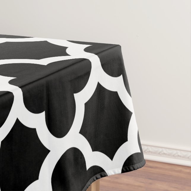 Black and White Classic Quatrefoil Tablecloth (In Situ)