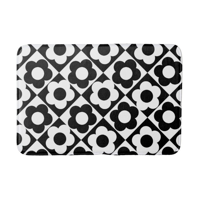Black and White Diamond Chequered Flower Pattern Bath Mat (Front)
