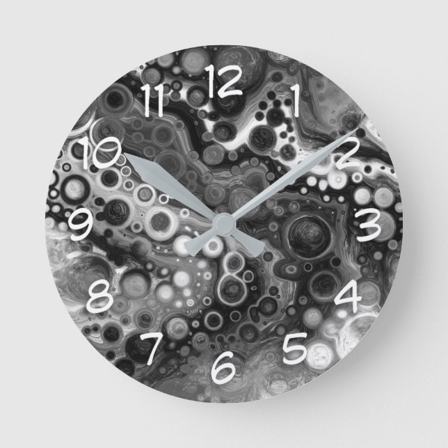 Black and White Digital Fluid Art   Round Clock (Front)