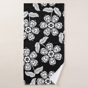 Black and white doodle flower patternblack,abstrac bath towel