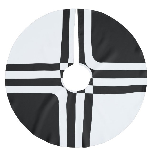 Black and white fantasy brushed polyester tree skirt (Front)