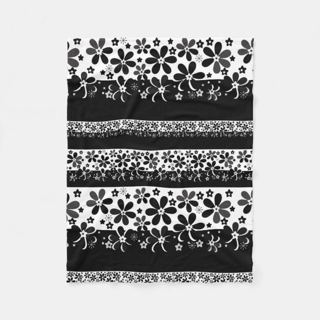 Black and white floral fleece blanket (Front)