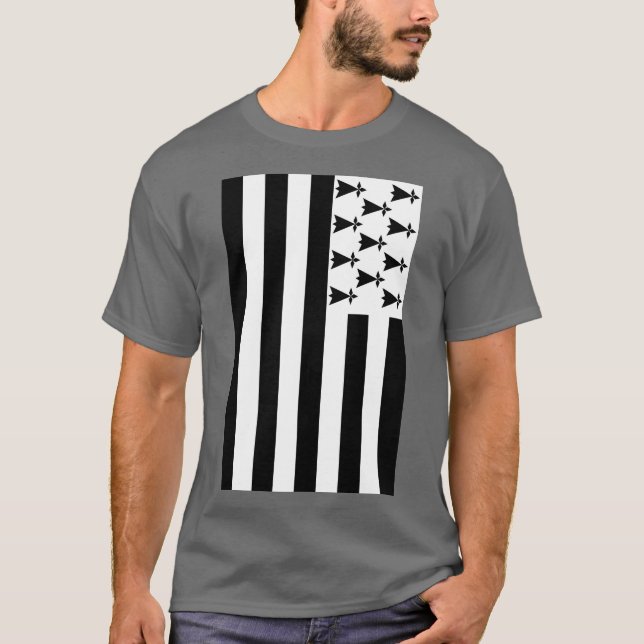 BLACK AND WHITE FREEDOM PATRIOT DESIGN T-Shirt (Front)