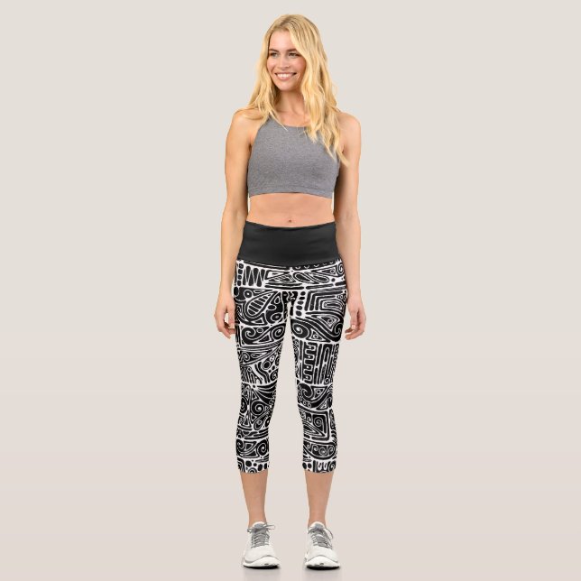 Black And White Geometric Art 2 Capri Leggings (Front)