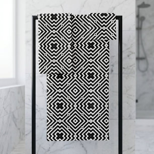 Black and White Geometric Pattern in Op Art Style Bath Towel Set
