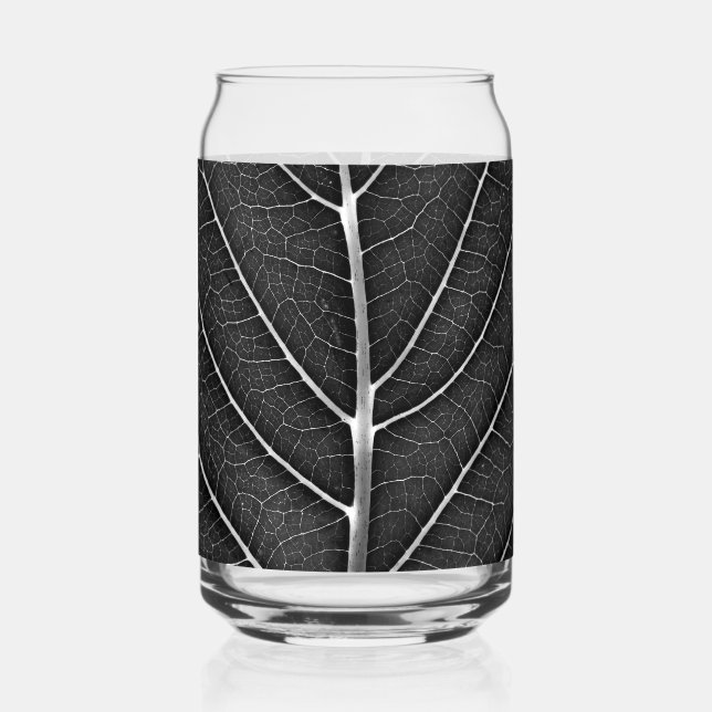 Black and white glowing leaf close-up can glass (Front)