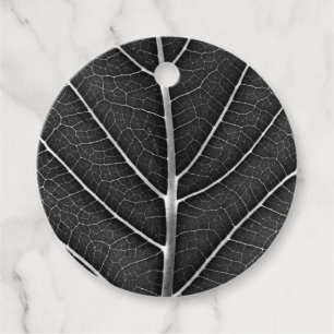 Black and white glowing leaf close-up favour tags