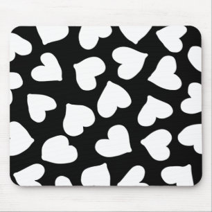 Black and White Heart Pattern Mouse Pad