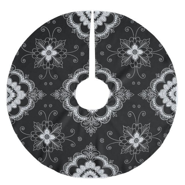 Black and white lace decorative pattern brushed polyester tree skirt (Front)