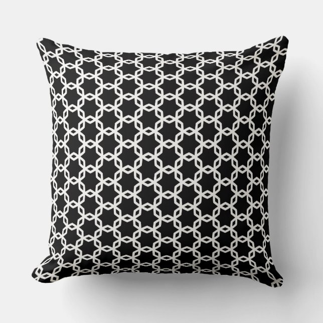 Black and White Lattice Pattern   Cushion (Front)