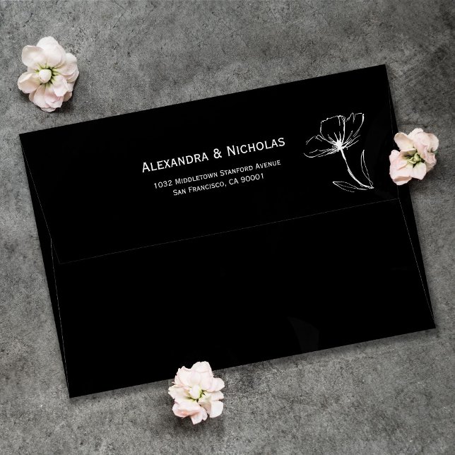 Black and White Modern Elegant Wedding Envelope (Creator Uploaded)