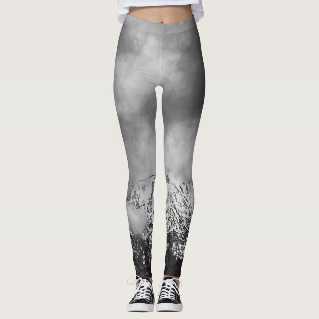 Black and white mountains in clouds leggings (Front)