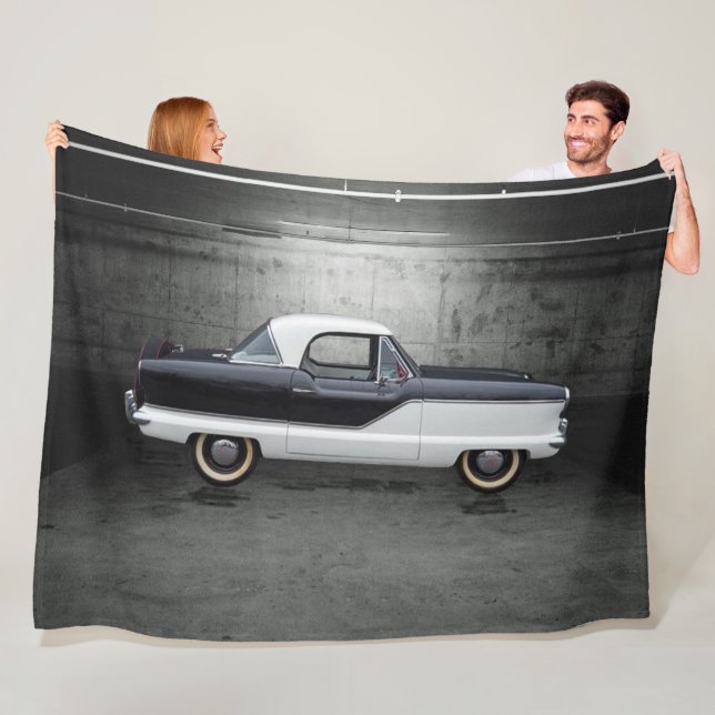 Black and White Nash Metropolitan Fleece Blanket (In Situ)