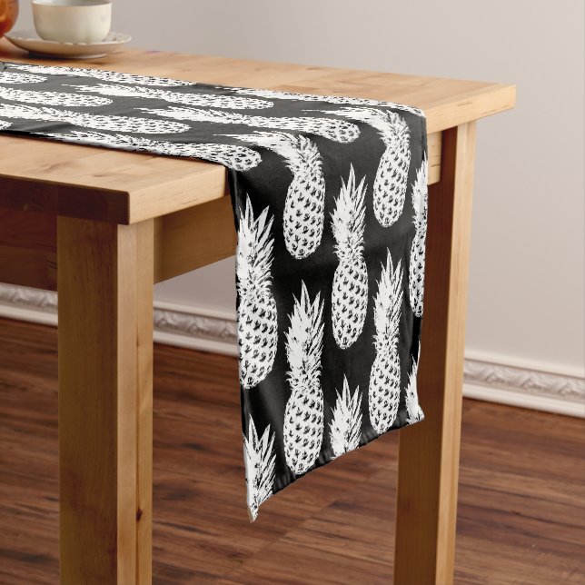 Black and white pineapple pattern table runner (In Situ)