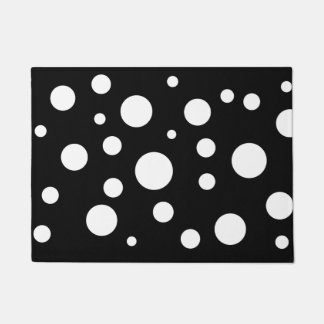 Black and White Polka Dotted Outdoor Mat