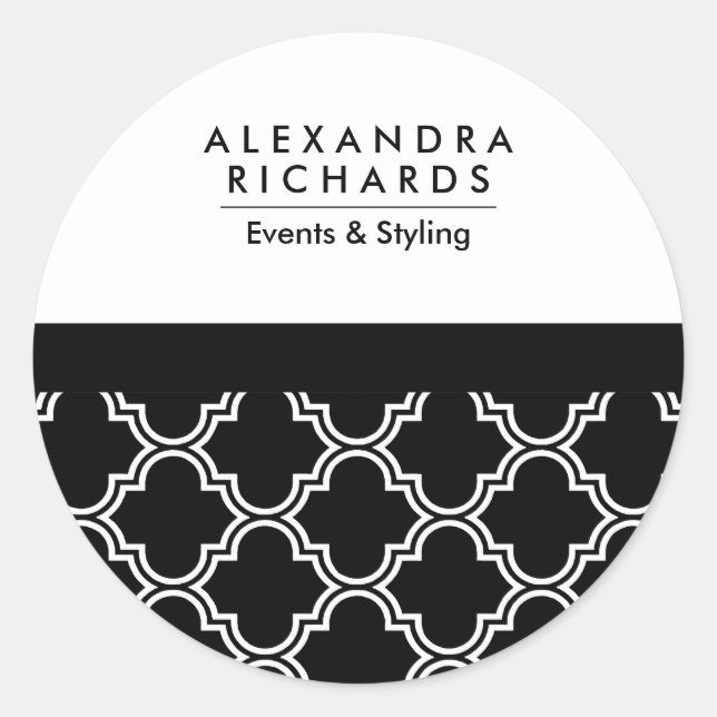 Black and White Quatrefoil Classic Round Sticker (Front)