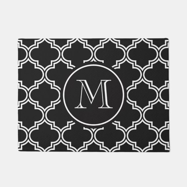 Black and White Quatrefoil Doormat (Front)
