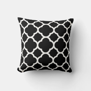 Black and White Quatrefoil Pattern Cushion