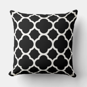 Black and White Quatrefoil Pattern Cushion
