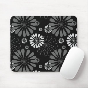 Black and White Retro Floral Mouse Pad
