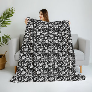 Black and White Roses Pattern  Fleece Blanket