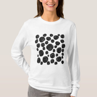 Black and White, Roses Pattern. T-Shirt