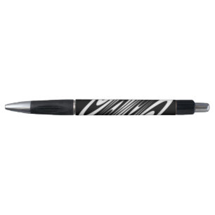 black and white smooth organic wavy pattern