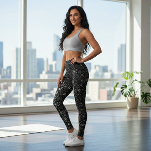 Black and White Snowflakes Seamless Pattern Leggings