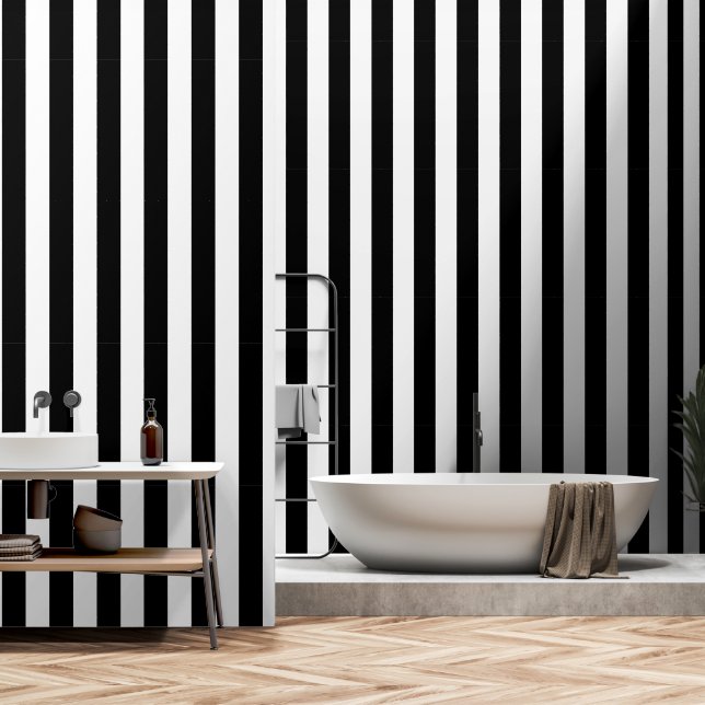 Black and white stripes wallpaper (Bathroom)