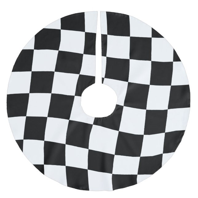 Black and White Twisted Chequerboard Brushed Polyester Tree Skirt (Front)