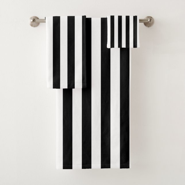 Black And White Vertical Stripe  Bath Towel Set (Insitu)
