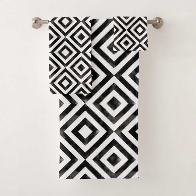 Black and White Watercolor Diamond Pattern Bath Towel Set (Insitu)