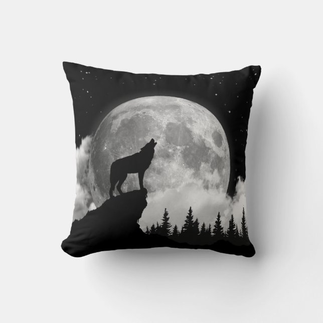 Black and white wolf howling at the moon cushion (Front)
